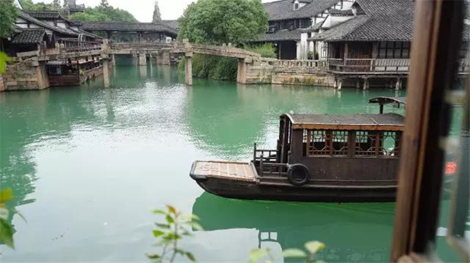 9推窗見水，好一個烏鎮(zhèn)人家。.jpg