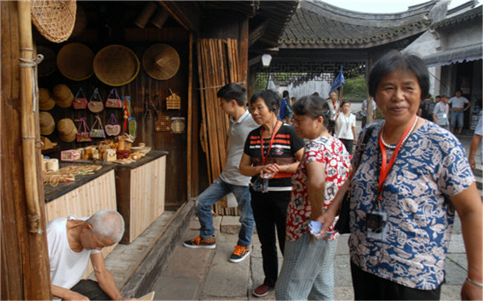 和店主攀談，了解古老手工藝_副本.jpg