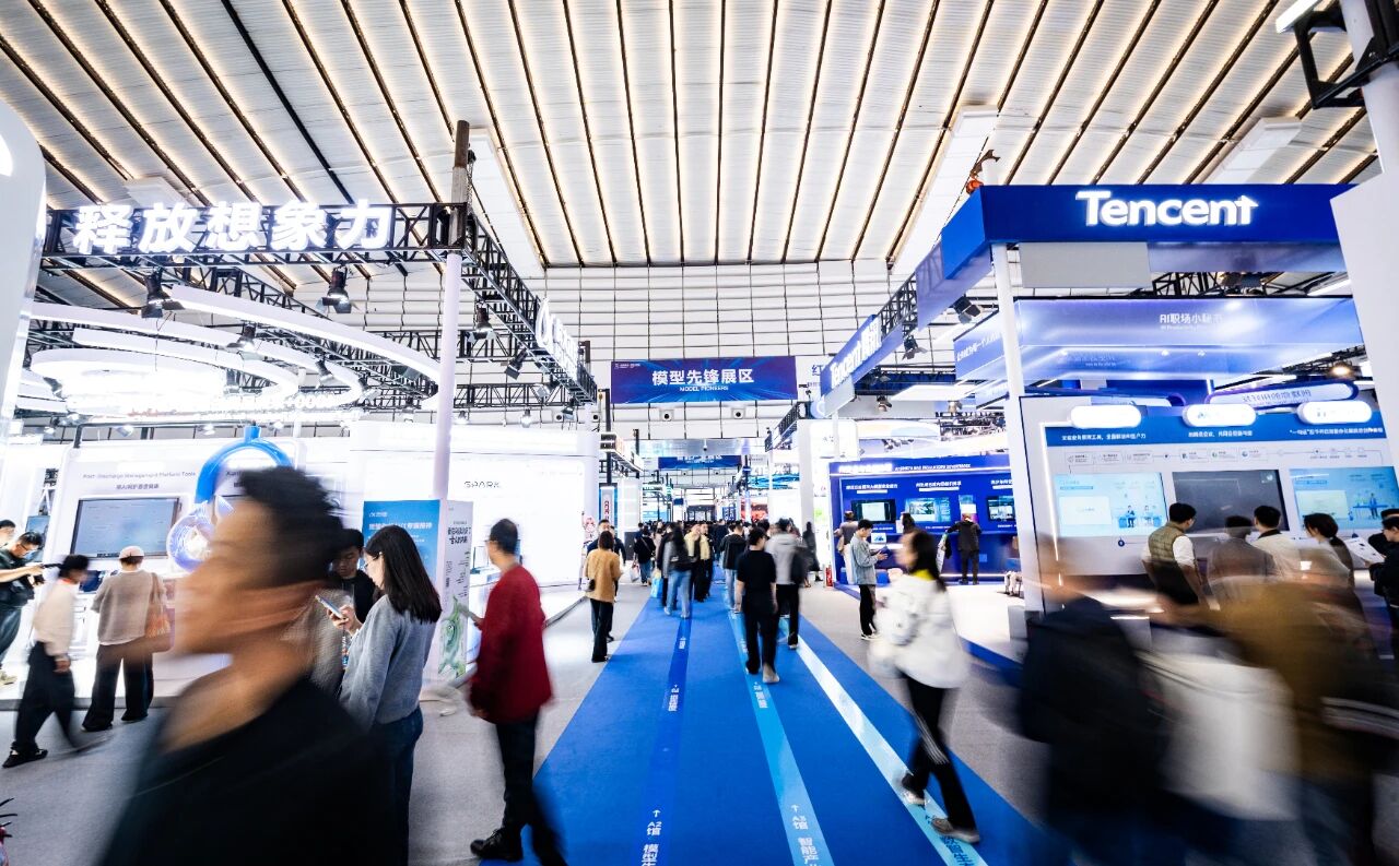 1762909853185711.jpg 7cf56fdf23c514507ae22bd59114099a.jpg